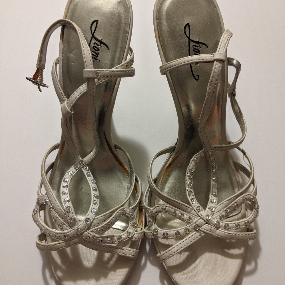 Prom shoes